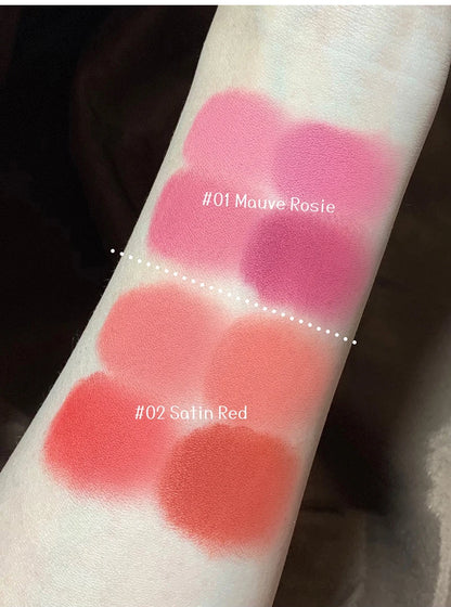 Mini Matte Lipstick Set – 4-Color Velvet Red Combo, Non-Stick Lip Gloss Kit